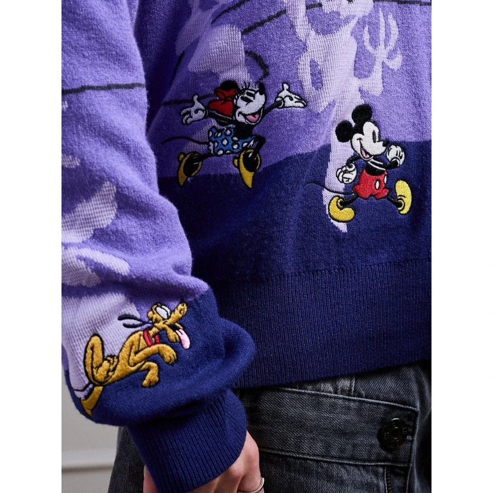 Disney Mickey & Friends Halloween Parade Womens‎ Glow-in-The-Dark Large Cardigan